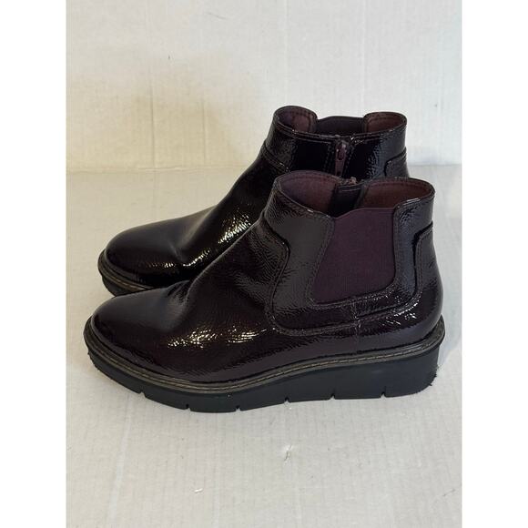Clarks Collection Women's Chelsea Boots Size 8.5 Burgundy‎ - Picture 1 of 9